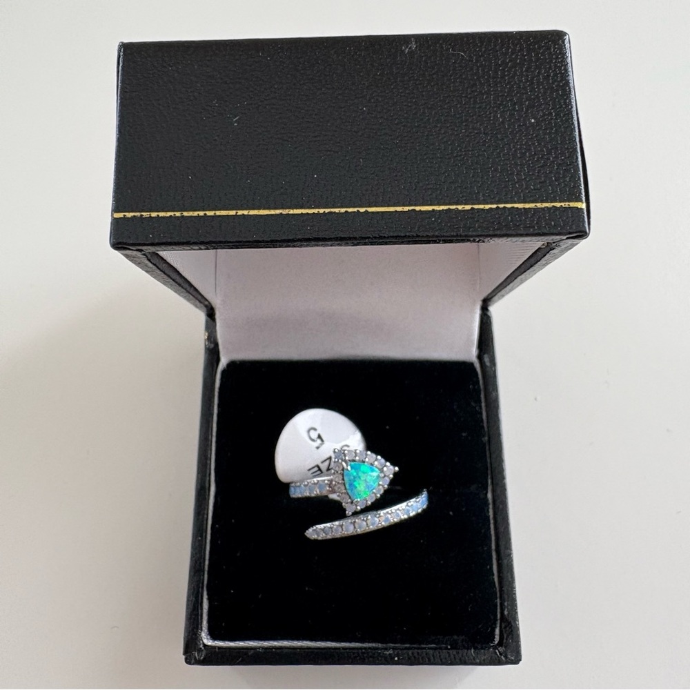 Bomb Party The Arrow of Love Ring RBP5368 IceBlue Fire Opal Hematite Plating - Picture 3 of 6
